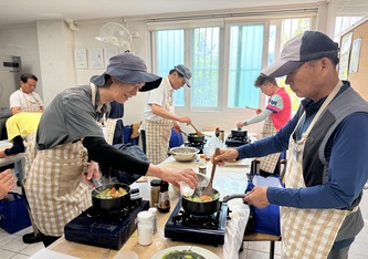 오빠의 앞치마 사진